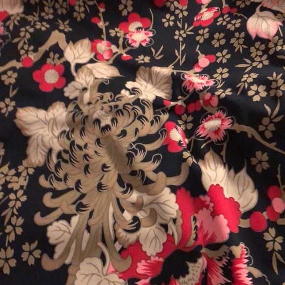 🔥 SALE! $19 for NWT $120 Retail NWT Anne Klein Blouse & Skirt Set - Picture 13 of 16